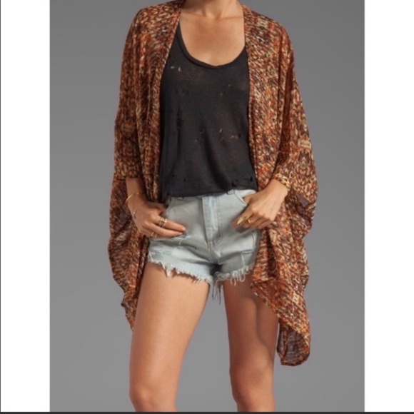 RVCA Other - RVCA Kimono style top